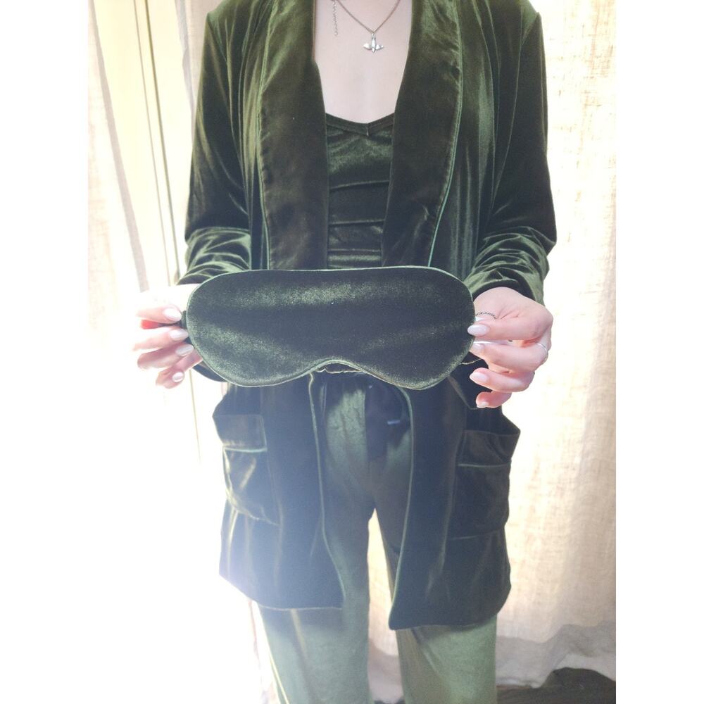 Size Small Pajama Robe Set - Picture 3 of 7